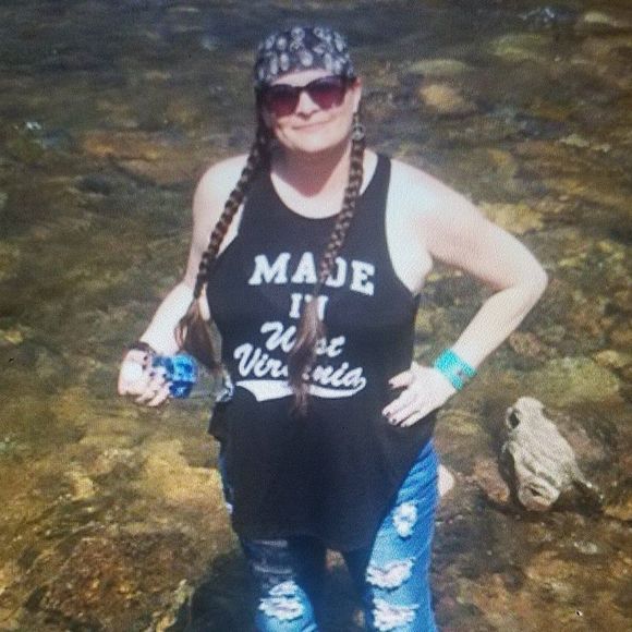 Meet your Posher, Rachel - Picture 1 of 1